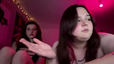 Snapshot of lunoxmj chatting on March 2, 12:57 am lunoxmj online show from March 2, 12:57 am