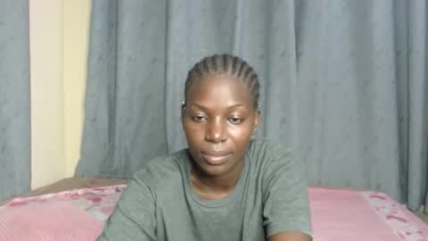 luo_queen online show from November 4, 12:43 am