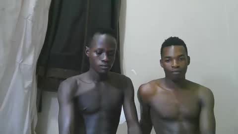 luoislove online show from December 3, 8:18 pm