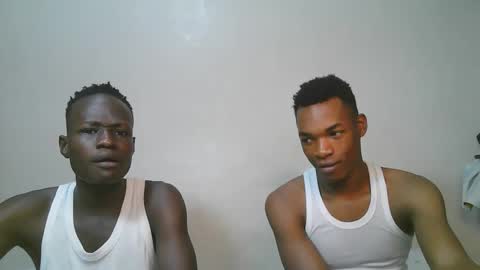 luoislove online show from February 17, 8:55 am