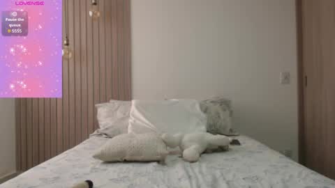 Lupita online show from April 15, 3:30 pm