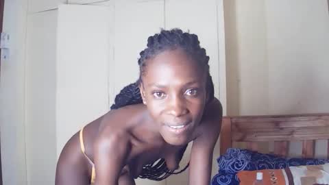 Snapshot of lupitalion chatting on May 28, 7:33 pm Lion online show from May 28, 7:33 pm