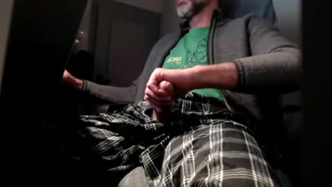 Snapshot of lure4beef chatting on December 2, 8:00 pm lure4beef online show from December 2, 8:00 pm