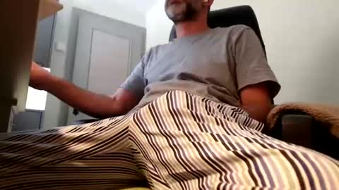 Snapshot of lure4beef chatting on February 9, 11:04 am lure4beef online show from February 9, 11:04 am