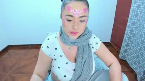 PAULINA online show from March 30, 5:25 pm