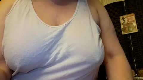 Snapshot of lusciouslibra82 chatting on December 5, 10:01 am .Clarissa. Follow me on Instagram   miss buns  online show from December 5, 10:01 am