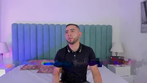 Snapshot of lushian_luna chatting on April 4, 3:53 pm Lushian And Luna online show from April 4, 3:53 pm