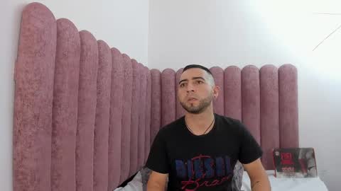 Snapshot of lushian_luna chatting on May 1, 4:55 pm Lushian And Luna online show from May 1, 4:55 pm