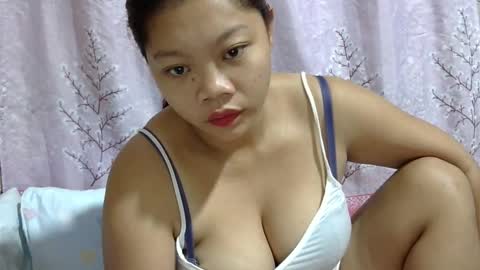Snapshot of lushpinay chatting on January 12, 8:14 pm LushPinay online show from January 12, 8:14 pm