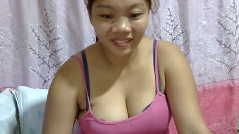 Snapshot of lushpinay chatting on January 16, 10:44 pm LushPinay online show from January 16, 10:44 pm