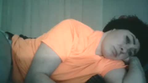 Snapshot of lushuslucy chatting on February 25, 10:47 am Kikithebaee online show from February 25, 10:47 am