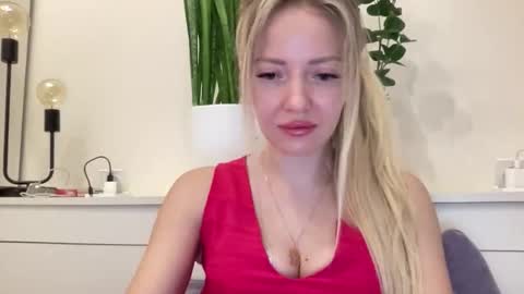 lusiluv online show from February 3, 7:41 pm