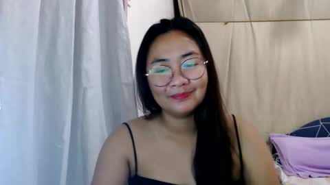 Snapshot of lust_thingz123 chatting on February 3, 12:53 am lust_thingz123 online show from February 3, 12:53 am