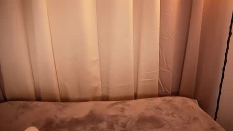 Gabrielle  Lexa  online show from December 14, 2:17 am