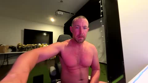 Snapshot of lustfull4you chatting on January 6, 2:03 pm lustfull4you online show from January 6, 2:03 pm