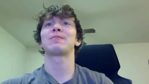 Snapshot of lustfullives chatting on April 7, 8:37 am LustfulLives online show from April 7, 8:37 am