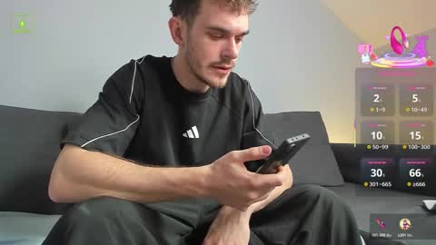 lustfullooking online show from March 22, 12:19 pm