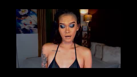 Snapshot of lustfulltrans chatting on January 26, 7:09 pm AdriannaFowks online show from January 26, 7:09 pm