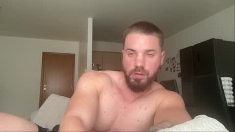 Snapshot of lustlinked chatting on July 20, 3:14 pm Lust Linked online show from July 20, 3:14 pm
