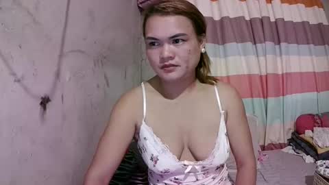 Flora Mae online show from November 4, 8:46 am