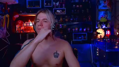 lustymatt online show from December 14, 2:39 am