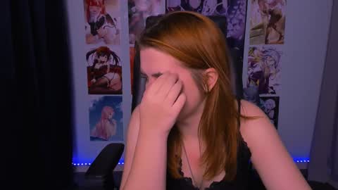 lusy_puff online show from December 3, 4:36 am