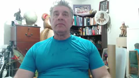 Snapshot of luv2bnakedallthetime chatting on December 23, 8:57 pm Tony online show from December 23, 8:57 pm