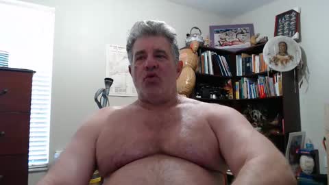 Snapshot of luv2bnakedallthetime chatting on November 13, 7:13 pm Tony online show from November 13, 7:13 pm
