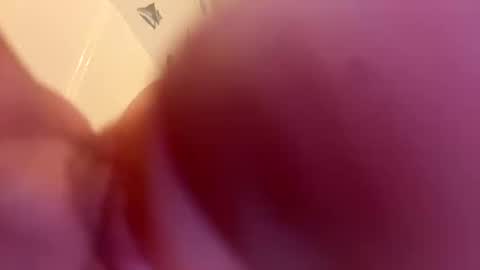 Snapshot of luveatinpussy8 chatting on January 16, 7:23 am luveatinpussy8 online show from January 16, 7:23 am