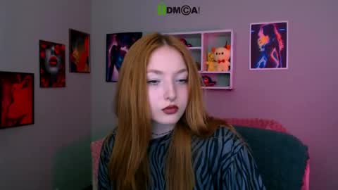 Snapshot of luvmiraya chatting on May 16, 9:39 am luvmiraya online show from May 16, 9:39 am