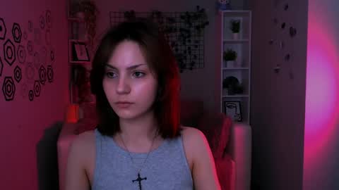 Snapshot of luvmiraya chatting on May 22, 10:10 am luvmiraya online show from May 22, 10:10 am