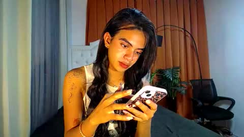 luvrr_trixie online show from February 9, 12:20 pm