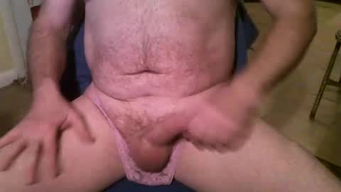 Snapshot of luvshairypeeps chatting on December 21, 1:10 pm luvshairypeeps online show from December 21, 1:10 pm