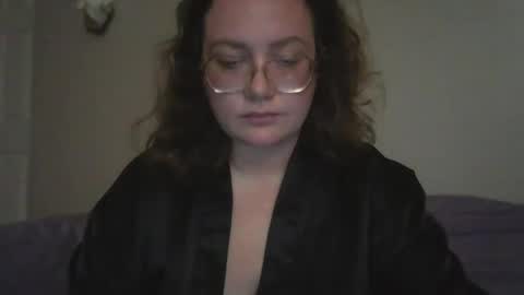 Snapshot of lux_anne chatting on October 8, 3:15 am Lux anne online show from October 8, 3:15 am