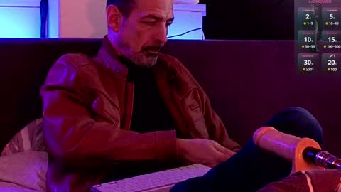 Snapshot of lux_dei chatting on December 21, 5:51 pm Im a   -  CAMGUY YOU  LIKE to FUCK online show from December 21, 5:51 pm