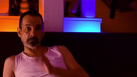 Snapshot of lux_dei chatting on December 25, 8:28 pm Im a   -  CAMGUY YOU  LIKE to FUCK online show from December 25, 8:28 pm