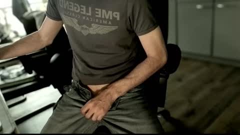 Snapshot of lux_dei chatting on September 13, 12:05 pm Im a   -  CAMGUY YOU  LIKE to FUCK online show from September 13, 12:05 pm