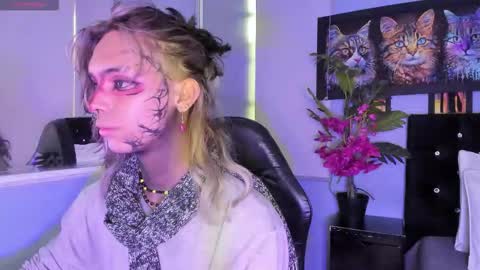 Luxiel 3 online show from November 18, 9:30 pm