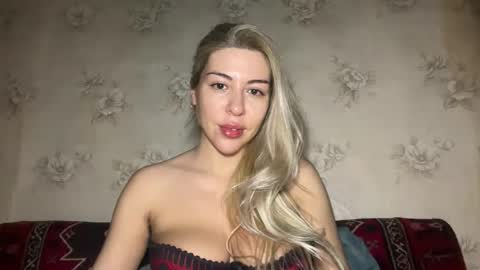 LuxSonyaStar online show from December 14, 8:13 pm