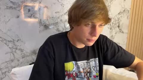 luxury_bob online show from February 18, 7:59 am