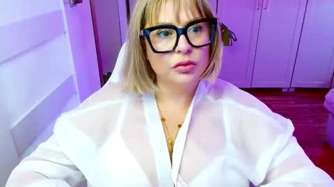 Diana online show from April 10, 6:51 am