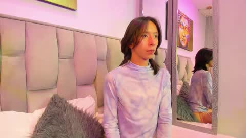 luy_star_ online show from November 12, 4:02 am