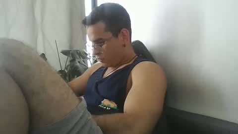 Snapshot of luzardol chatting on January 5, 7:28 pm luzardol online show from January 5, 7:28 pm