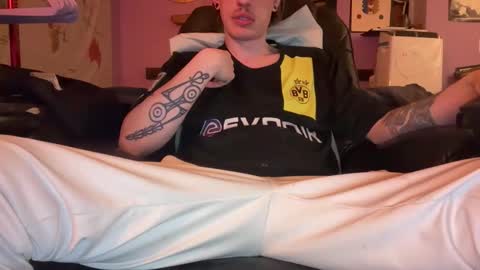 lwooda online show from February 24, 9:07 am