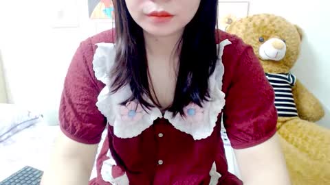 Snapshot of ly_ly2005 chatting on November 11, 7:19 am im mai online show from November 11, 7:19 am
