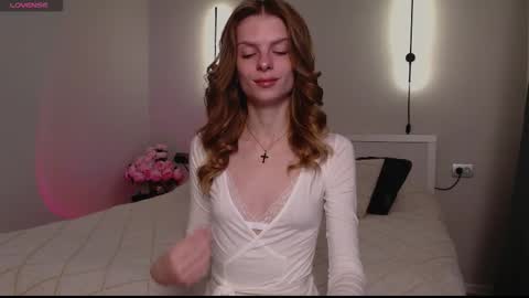 ly lydia online show from October 24, 3:14 am