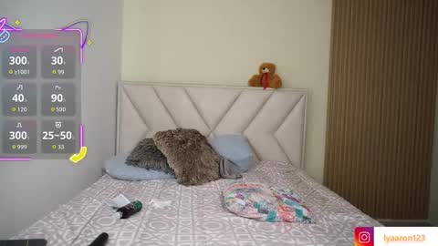 Snapshot of lya_aron_couple chatting on September 24, 8:01 pm lya_aron_couple online show from September 24, 8:01 pm