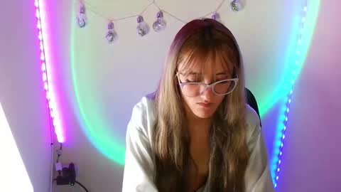 Call me Lia  online show from November 11, 11:05 pm