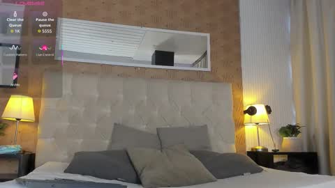 Lyan online show from November 19, 7:36 pm