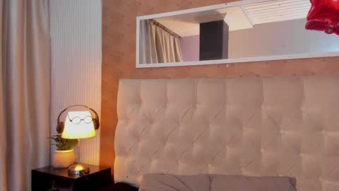 Lyan online show from March 4, 2:50 am